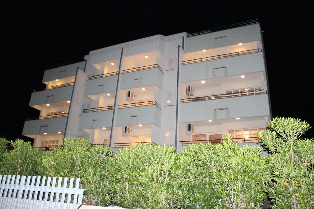 Villa Laurus Kozino ภายนอก รูปภาพ